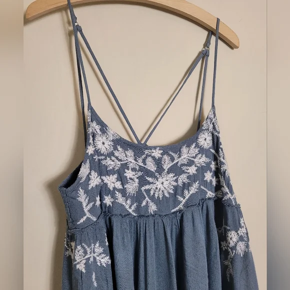 Free People Intimately Blue Dress with White Floral Embroidery Large - Picture 3 of 10